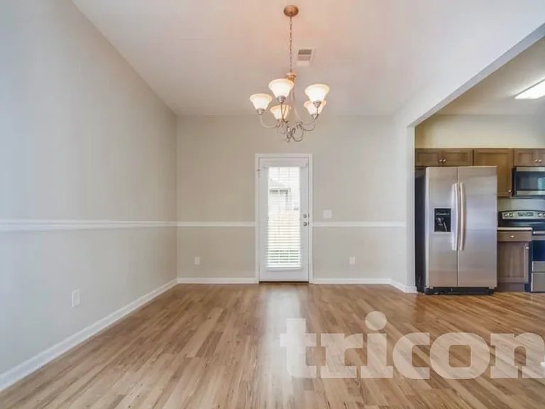 4127 Effie Seward Dr — Photo 2