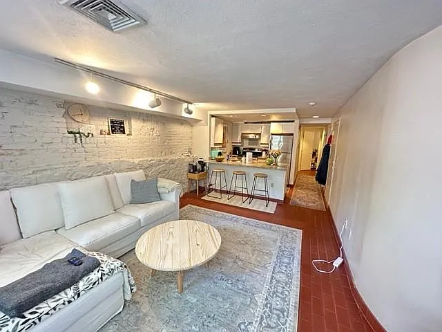 12 Greenough Ln #LL2 — Photo 2