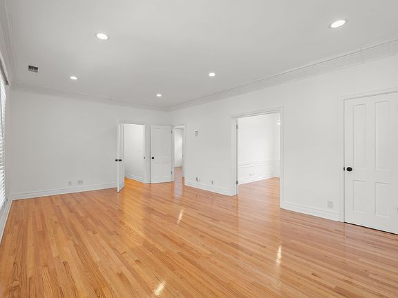 MAIN ROOM HAS TONS OF RECESSED LIGHTING