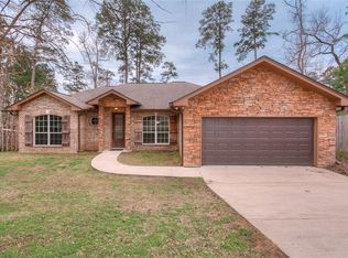 167 Broadmoor Dr, Huntsville, TX 77340