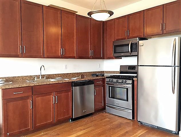 1st image of 961 Bergen St APT 4A