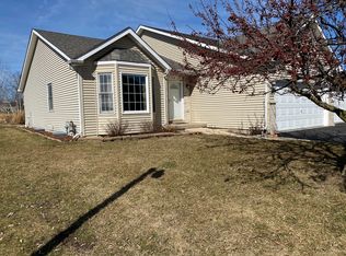 1170 Golf Ct, Dekalb, IL 60115