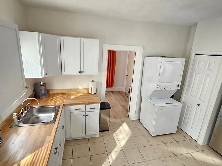 1814 Hercules Ave — Photo 4