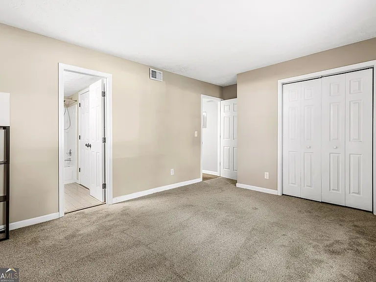 651 Stratford Green Way — Photo 12