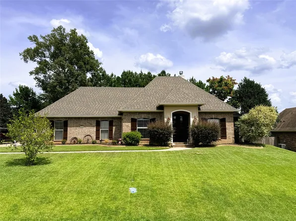 1737 Turning Leaf Trl, Haughton, LA 71037