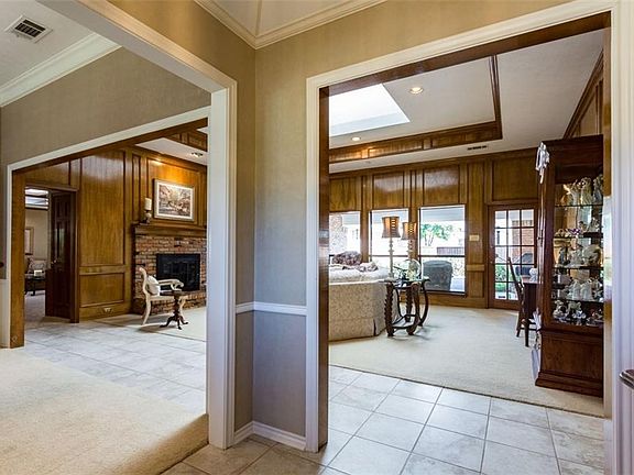 5th image of 1509 Glastonbury Dr