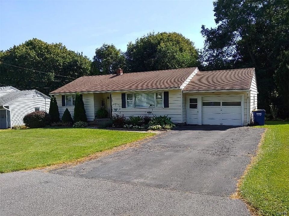 1st image of 107 Trent Ln