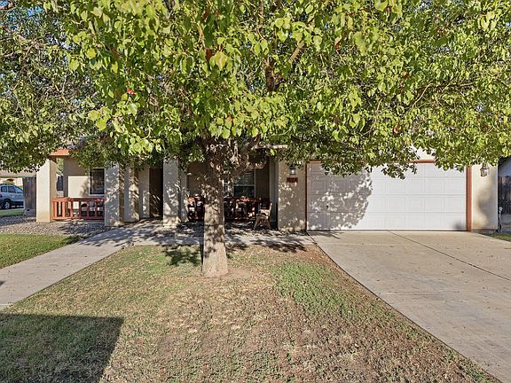 4th image of 824 S Arroyo Street