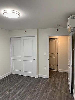4th image of 531 Tinton Ave APT 7B