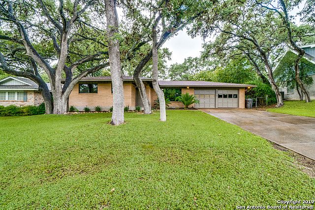 1st image of 10819 Cedar Elm Dr