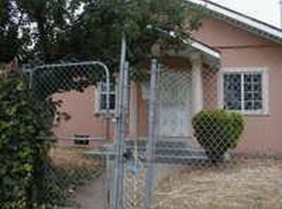 3942 Walton Ave, Los Angeles, CA 90037