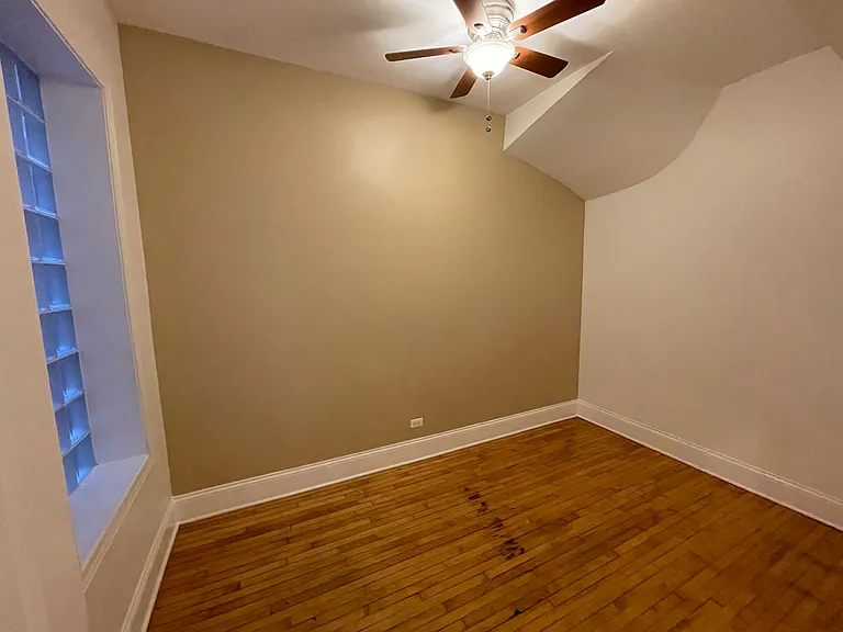 1506 W Polk St #1F — Photo 7