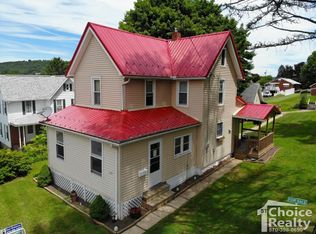 131 Oak St, Jersey Shore, PA 17740
