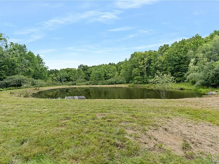 1667 Shandelee Rd — Photo 32