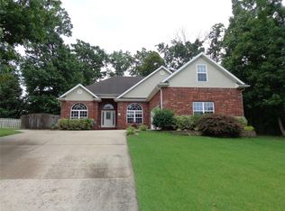 37 Merritt Dr, Bella Vista, AR 72714
