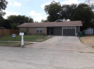5122 Carelin Dr, San Antonio, TX 78233