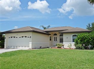 157 Medalist Rd, Rotonda West, FL 33947