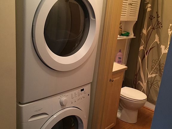5th image of 5 Bridgeview Cir Unit 23