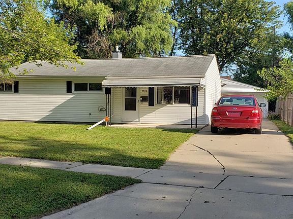 3rd image of 1513 Melvin St