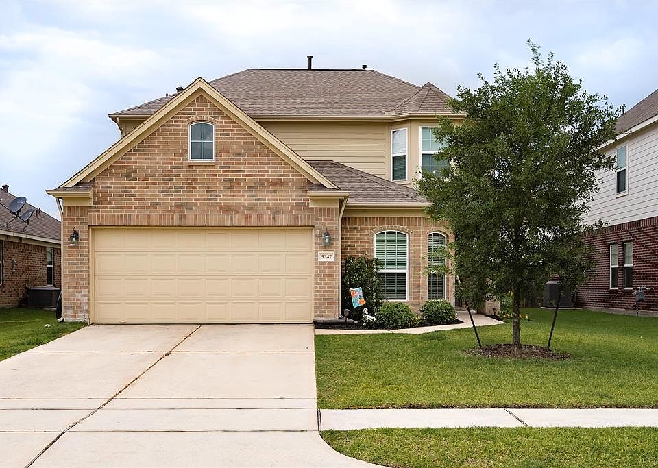 1st image of 5247 Espuela Ln