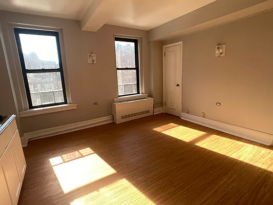 Rented by Tourma Realty LLC | media 13