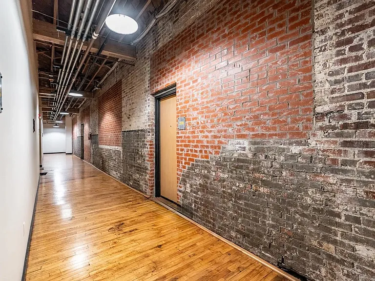424 E 3rd St #208 — Photo 15