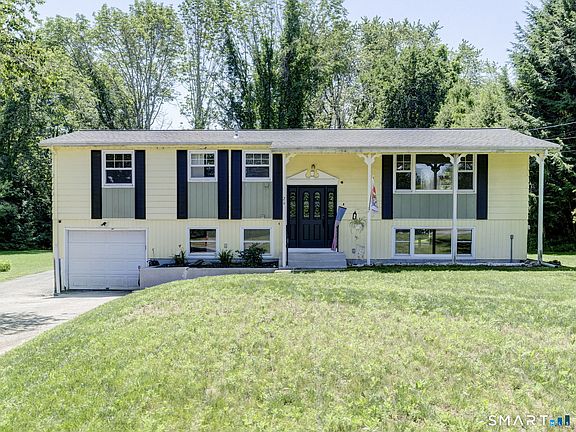 2nd image of 26 Caribou Drive