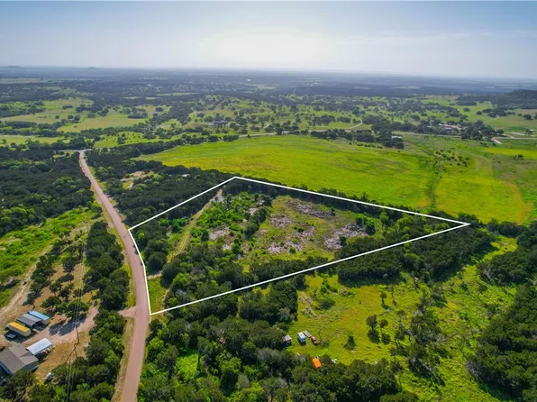 355 Blakely Rd, Gatesville, TX 76528