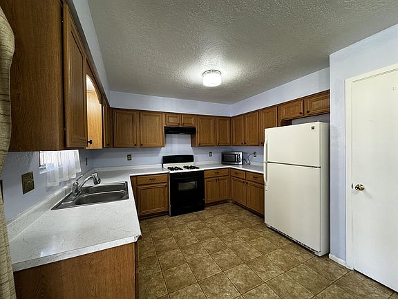 5th image of 315 San Andres Ave NW
