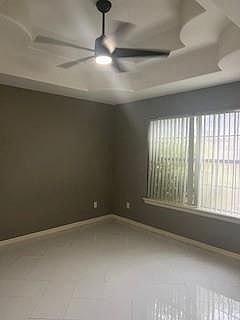 3rd image of 2415 Kings Dr