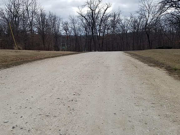 5th image of 101 Benton Grove Ct