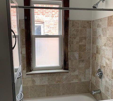 2nd image of 4742 N Monticello Ave #2