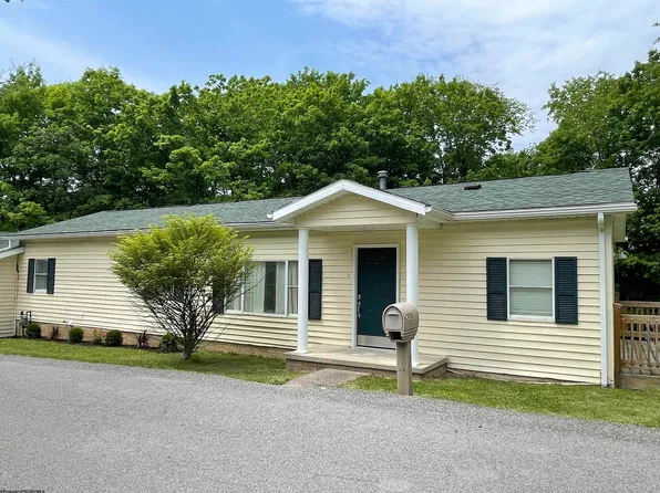 401 Garrett Ave, Fairmont, WV 26554