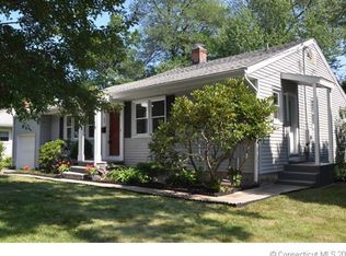 53 E Maxwell Dr, West Hartford, CT 06107