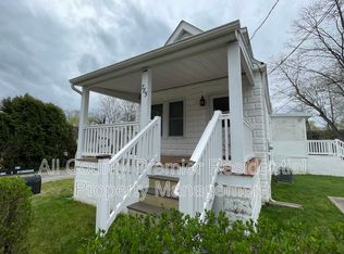 785 6th St, Roebling, NJ 08554