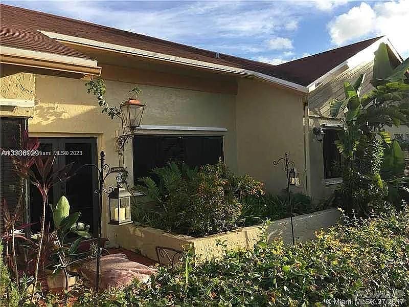 1st image of 7358 NW 47th Pl