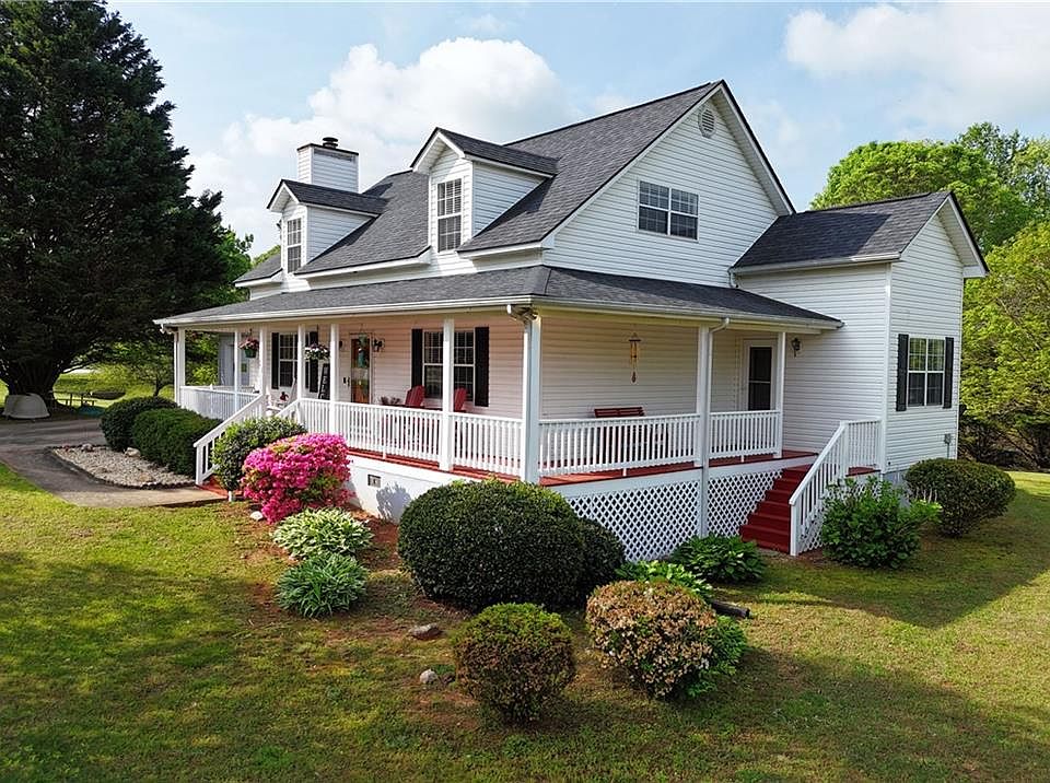 1st image of 23 Huntingdon Dr