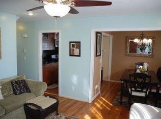 123 Washington Ave, Valley Stream, NY 11580