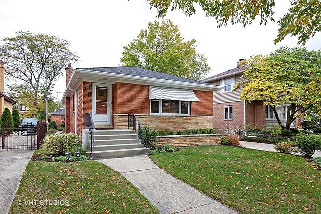 1st image of 1106 N Oak Park Ave