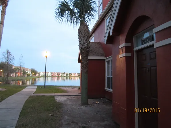 9282 Lake Chase Island Way, Tampa, FL 33626