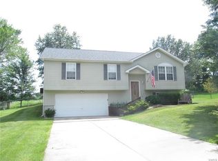 356 Martin Field Ct, Villa Ridge, MO 63089