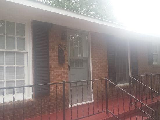805 Steele Street