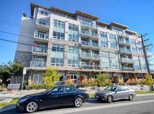 916 Lyall St #203, Esquimalt, BC V9A 5E9