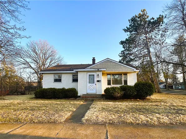 202 E College Avenue, Ladysmith, WI 54848
