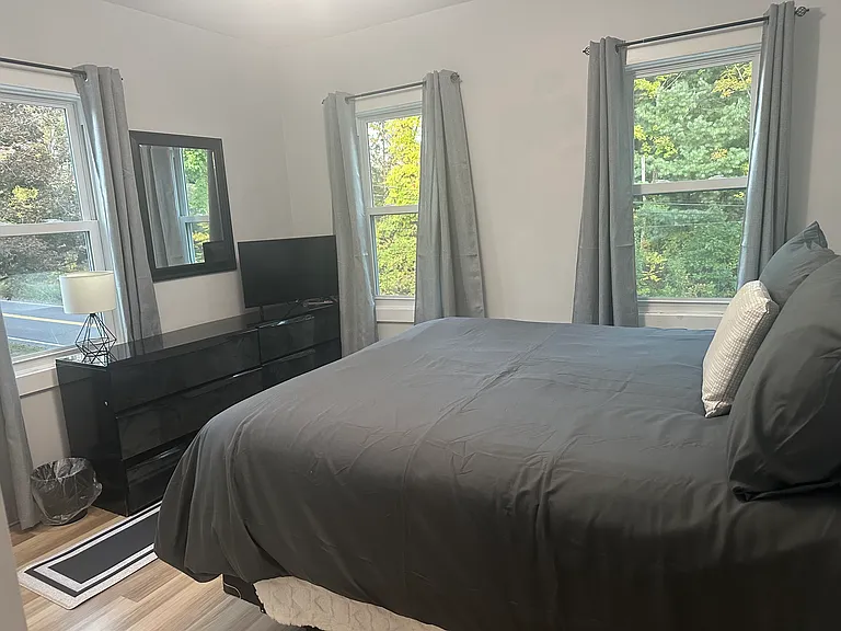 26 Main St #2 — Photo 13