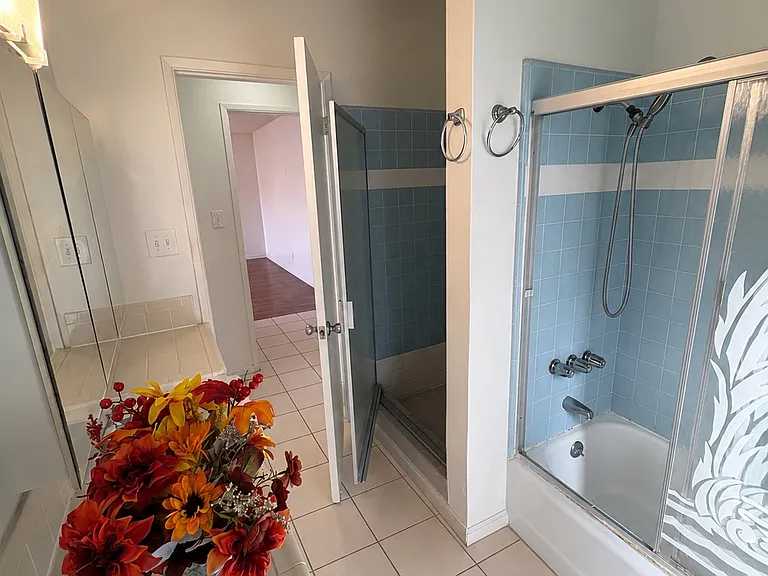1538 Franklin St #M — Photo 7