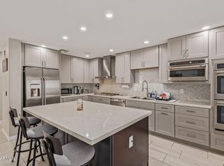 9121 E Plana Ave, Mesa, AZ 85212