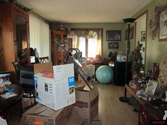 5th image of 1020 3rd Ave S
