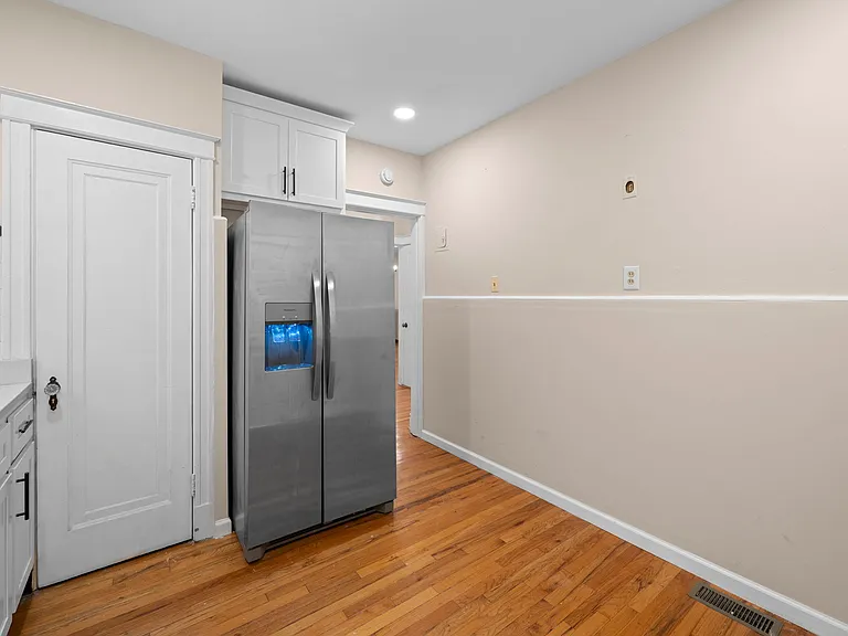 5515 Milentz Ave #1F — Photo 16