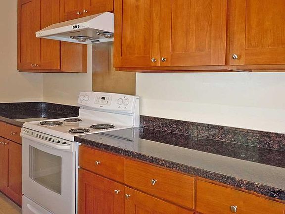 5th image of 411 156th Ave SE